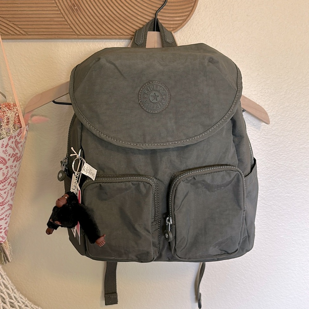 Kipling Fiona Medium Backpack in Field Green NWT